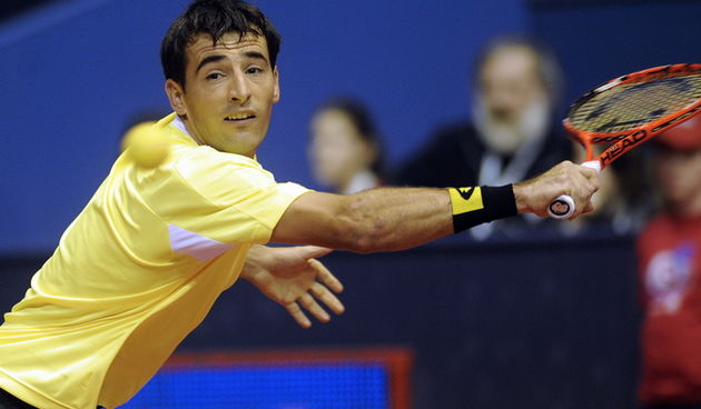 Zagreb, 030211.ATP PBZ Zagreb INdoors 2011.U Ledenoj dvorani Doma sportova od 29. sijecnja do 6. veljace se odrzava ATP teniski turnir  PBZ Zagreb Indoors 2011.Mec izmedju hrvatskog tenisaca Ivana Dodiga i Ukrajinca Ilya Marchenka.Na slici: Ivan Dodig