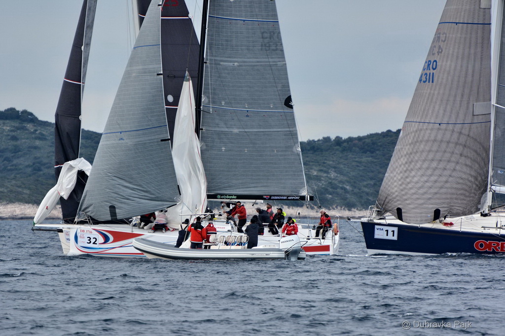 U hvarskom akvatoriju održana XXI. Uskršnja regata U hvarskom akvatoriju održana XXI. Uskršnja regata