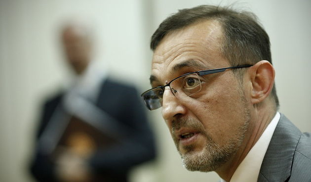 Zagreb, 271212.
Ministar poljoprivrede Tihomir Jakovina potpisao je odluku kojom se daje akreditacija Agenciji za placanja u poljoprivredi, ribarstvu i ruralnom razvoju. Akreditacija Agencije za placanja uvjet je za koristenje fondova Zajednicke poljopriv