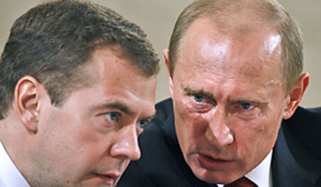 Medvedev / Putin (foto: www.csmonitor.com)
