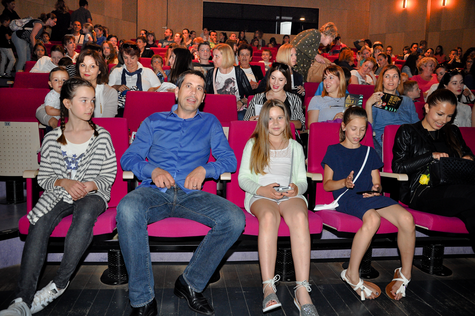 KLZ: Premijera predstave “Ivica i Marica” KLZ: Premijera predstave “Ivica i Marica”