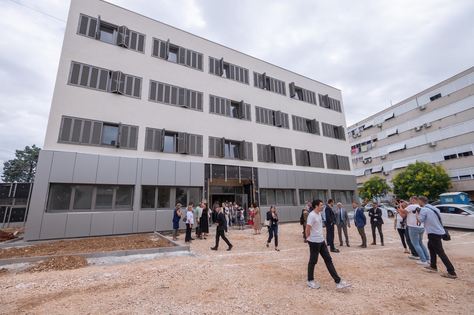 Ministri Erlić i Piletić obišli Centar za pružanje usluga u zajednici Mocire