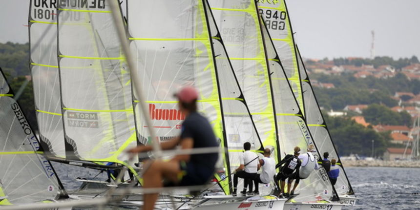 Zadar, 030909.Europsko prvenstvo u jedrenju za klasu 49er 2009.Danas je cetvrti dan Europskog prvenstva u jedrenju za klasu 49er koje se odrzava u Zadru u organizaciji JK Uskok. Danas su pocele finalne regate koje se jedre u zlatnoj za medalju i srebrno Zadar, 030909.Europsko prvenstvo u jedrenju za klasu 49er 2009.Danas je cetvrti dan Europskog prvenstva u jedrenju za klasu 49er koje se odrzava u Zadru u organizaciji JK Uskok. Danas su pocele finalne regate koje se jedre u zlatnoj za medalju i srebrno