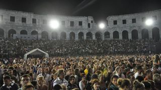 Pula: ZAZ pred prepunom Arenom održala koncert, Photo: Duško Marušić/PIXSELL