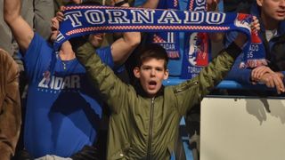 Humanitarno gledanje utakmic Zadar-Cibona (85-84) u Jazinama