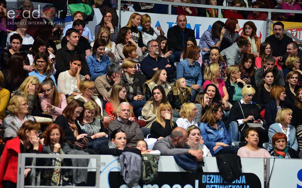 Mjuzikl Mamma Mia kazališta Komedija u dvorani Krešimir Ćosić