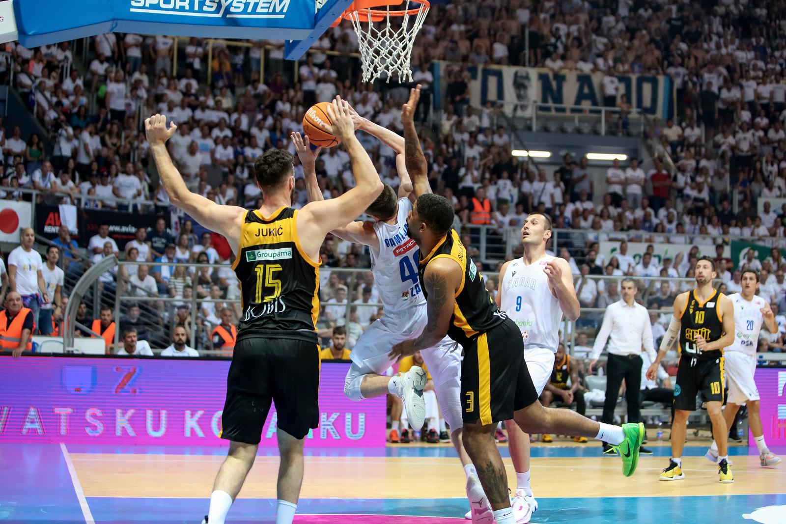 Finale doigravanja, 3. utakmica: KK Zadar – KK Split 99-62 Finale doigravanja, 3. utakmica: KK Zadar – KK Split 99-62