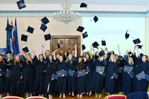 0357a643036e75ff97d1cd707c55f26b