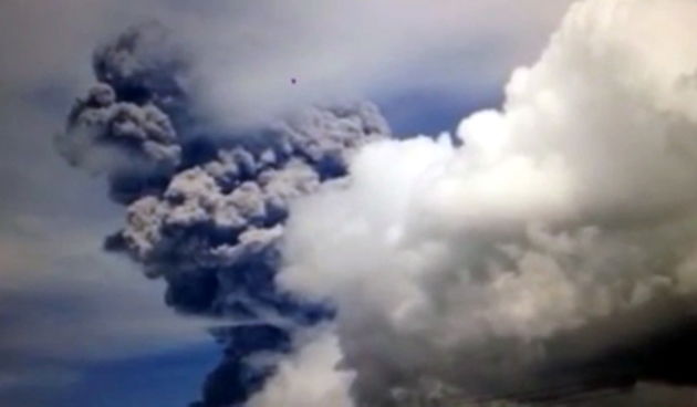 Vulkanski dim u Ekvadoru – Cotopaxi, screenshot youtube