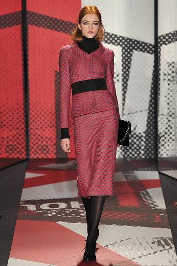 DKNY za jesen/zimu 2009/2010 (Cromoda.com) DKNY za jesen/zimu 2009/2010 (Cromoda.com)