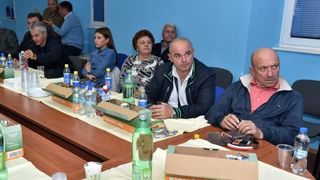 Zadar – Bozidar Kalmeta u stranackim prostorijama HDZ-a pratio rezultate izbora. Photo: Dino Stanin/PIXSELL