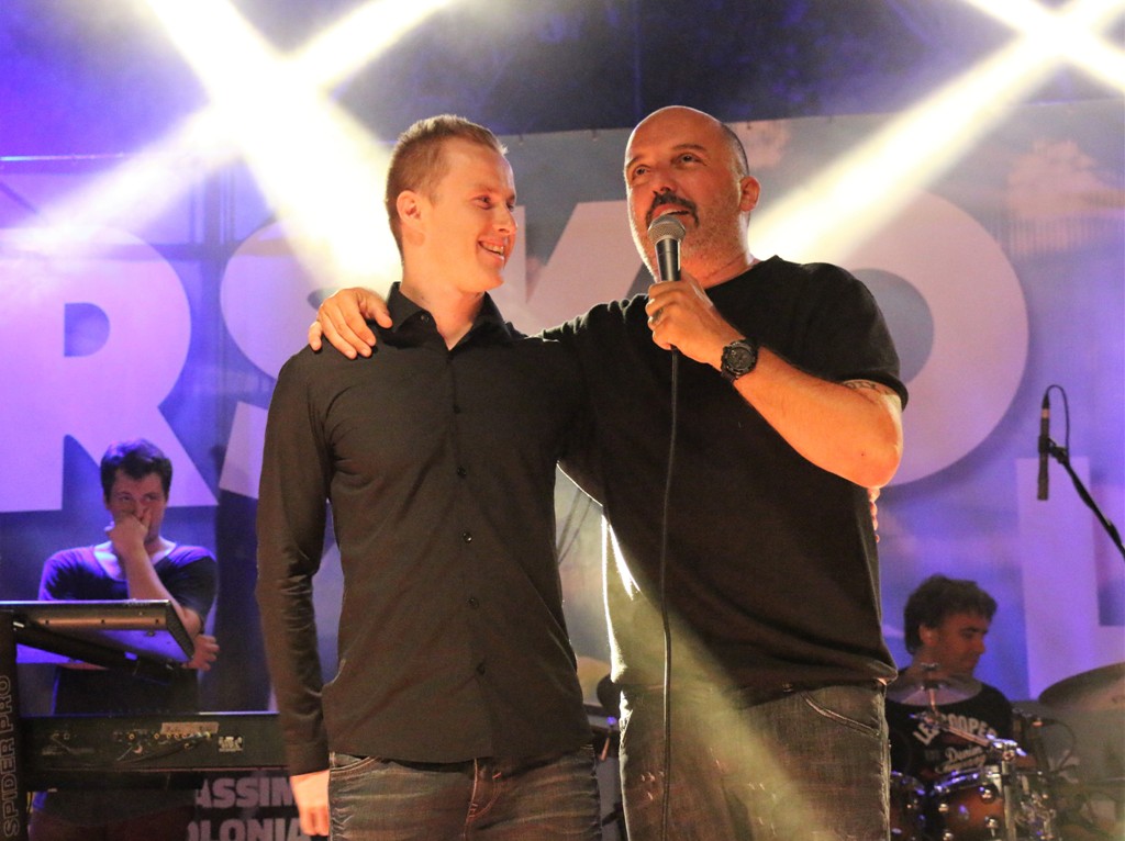 Ivan zaprosio Maju na virskom koncertu Tonyja Cetinskog