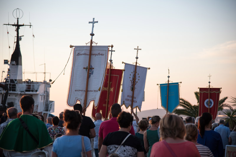 Procesija u Biogradu na blagdan sv. Roka, foto: Vinko Pešić Procesija u Biogradu na blagdan sv. Roka, foto: Vinko Pešić