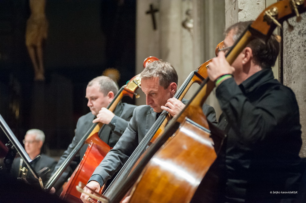 Stefan Milenković i Zadarski komorni orkestar u katedrali sv. Stošije
