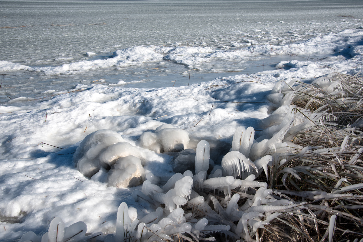 Debeli minusi i orkanska bura zaledili Vransko jezero Debeli minusi i orkanska bura zaledili Vransko jezero
