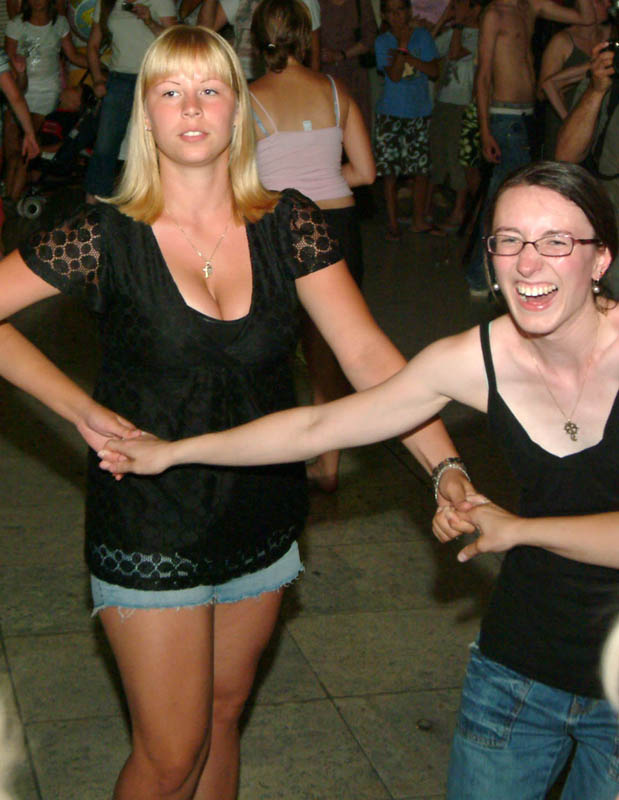 Pet Tambura na Narodnom trgu