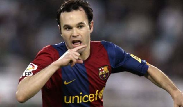 Andres Iniesta (Foto: zpierwszejpilki.blox.pl)