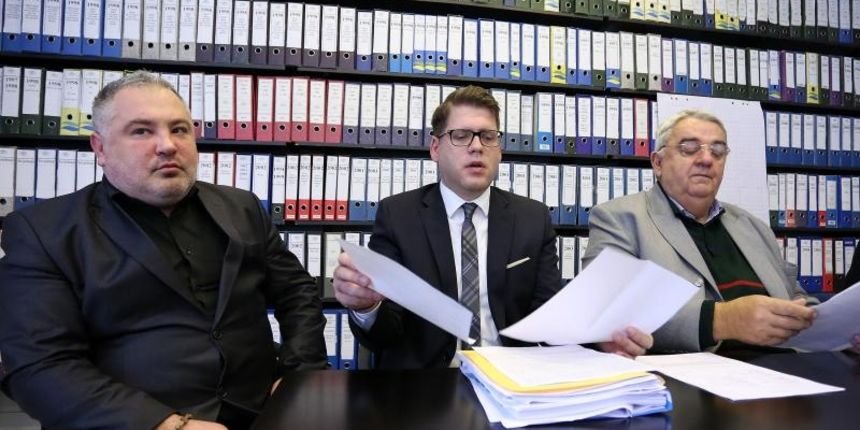 Konferencija za medije Hrvatskog helsinskog odbora o slucaju izvanrednog otkaza novinarke Hrvatske radio televizije, Karoline Vidovic Kristo.