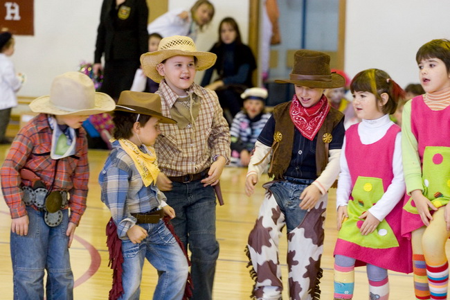 Biograd na Moru: Djecji karneval 6. veljace 2010, Foto: Franjo Juric
