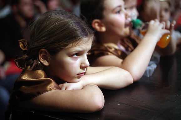 “Plesna čestitka” (foto:Saša Čuka)