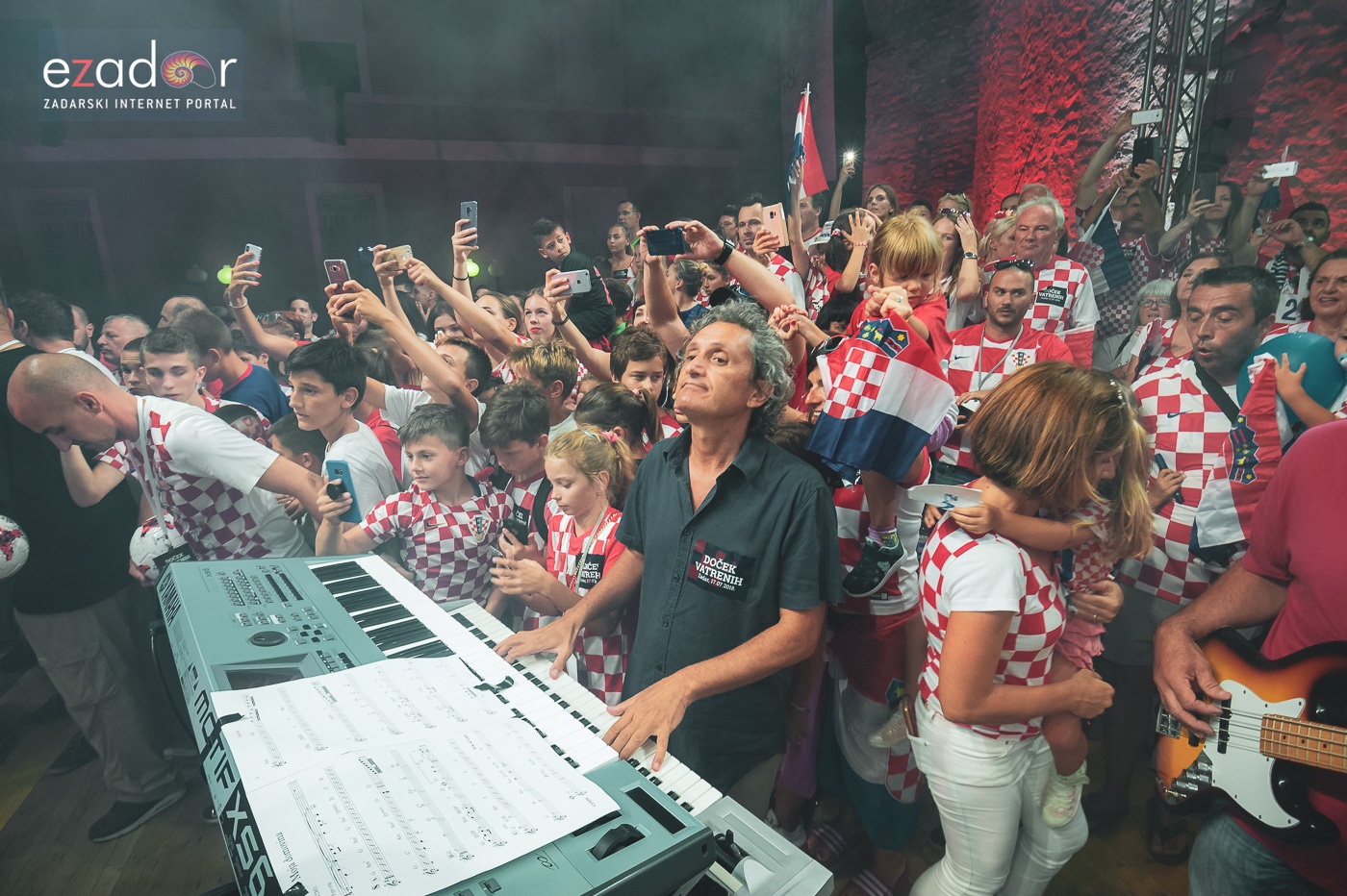 Zadar priredio čudesan doček svojim Vatrenim herojima (1)