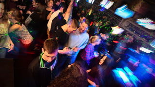 Mjesni Odbor u Maraschino Baru. Foto: Iva Perinčić Mjesni Odbor u Maraschino Baru. Foto: Iva Perinčić