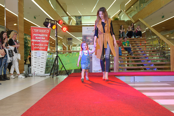 Dječja modna revija u Bure Centru Biograd