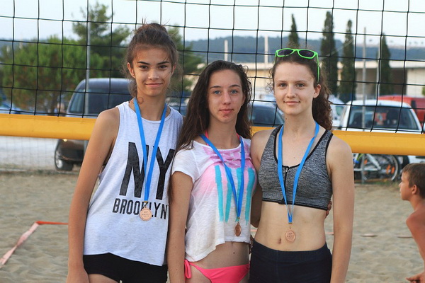 Bibinje: Turnir u odbojci na pijesku “Punta 2016”, pobjednice ekipa Cavsica iz Zadra. Foto: Leo Banić