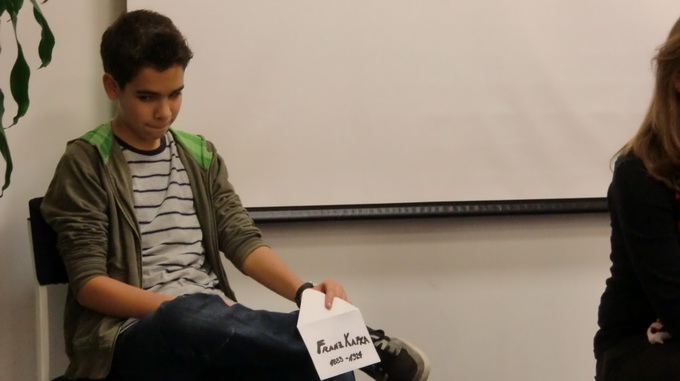 “Igrajmo se”: Olovka piše srcem, foto: I. Pejkovic “Igrajmo se”: Olovka piše srcem, foto: I. Pejkovic