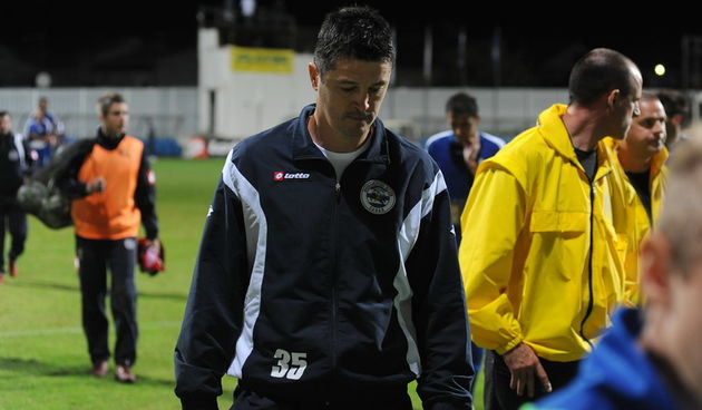 Zadar, 220912Stadion na Stanovima.Nogometna utakmica 9. kola 1. HNL izmedju NK Zadar i NK Inter.Na fotografiji: trener Zadra Dalibor Zebic nakon porazaFoto: Luka Gerlanc / CROPIX