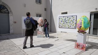 Uskrsna izložba u atriju palače Cedulin Uskrsna izložba u atriju palače Cedulin