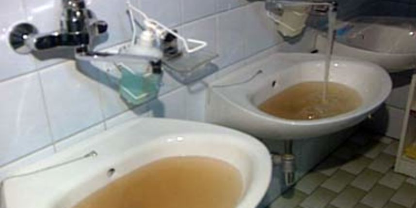 Onečišćena voda u šibenskoj bolnici (Foto: HTV)