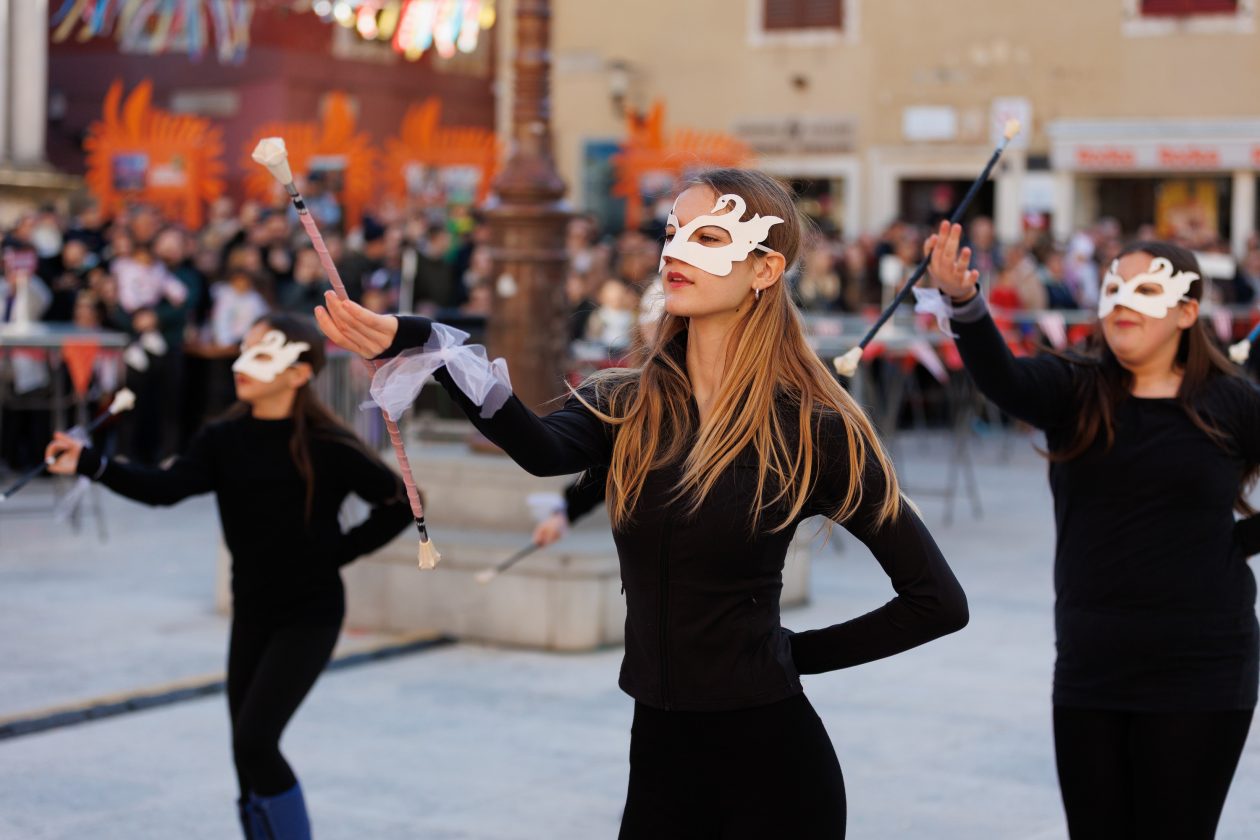 04 Karnevalska povorka Zadar 15.2.2026, Foto Bojan Bogdanić