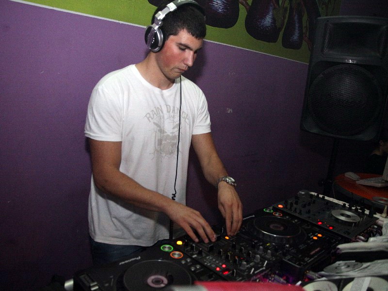 Klub Satir: DJ Tony , Marco & Tteo