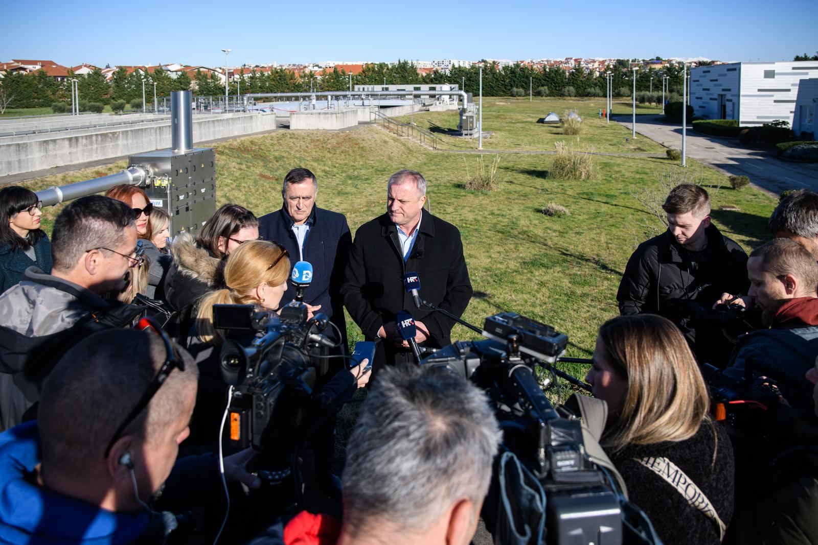 Gradonačelnik Dukić sa suradnicima posjetio gradilište aglomeracije Zadar-Petrčane