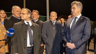 Andrej Plenković obilježio Dan sjećanja u Škabrnji Andrej Plenković obilježio Dan sjećanja u Škabrnji