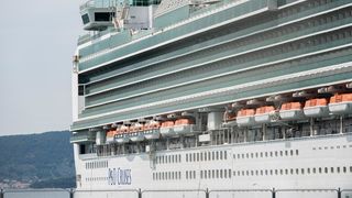 Zadar: Jutros u Gaženicu uplovio kruzer Azura Zadar: Jutros u Gaženicu uplovio kruzer Azura