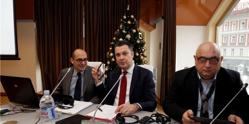 Sindikati, Foto: Hina Sindikati, Foto: Hina