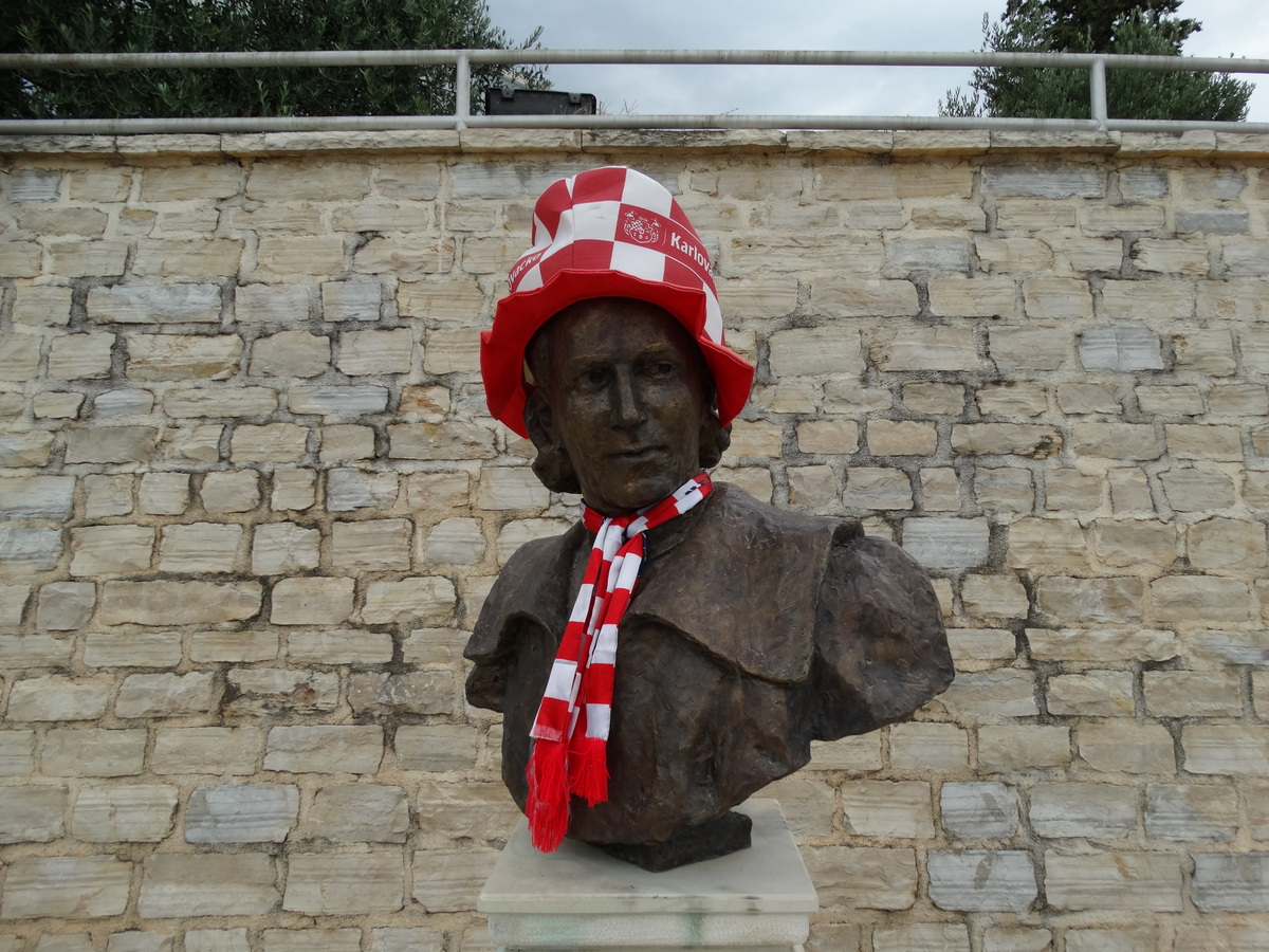 Molitvena hodnja “Koracima nade u istinu”, tradicija koja ne blijedi Molitvena hodnja “Koracima nade u istinu”, tradicija koja ne blijedi