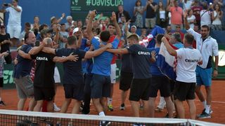 Slavlje hrvatskih tenisača nakon pobjede nad SAD-om Slavlje hrvatskih tenisača nakon pobjede nad SAD-om