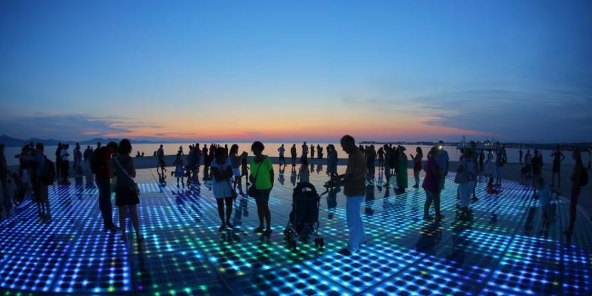 Večernji đir po gradu 18. lipnja 2013, Foto: Filip Brala/PIXSELL Večernji đir po gradu 18. lipnja 2013, Foto: Filip Brala/PIXSELL