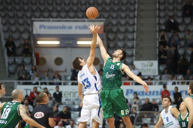 Dvorana Krešimir Ćosić u Zadru: ABA liga, 7. kolo, KK Zadar – KK Union Olimpija 60-67. Photo: Filip Brala/PIXSELL Dvorana Krešimir Ćosić u Zadru: ABA liga, 7. kolo, KK Zadar – KK Union Olimpija 60-67. Photo: Filip Brala/PIXSELL