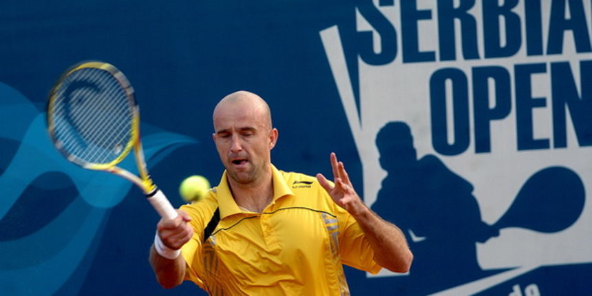 Beograd, 050509. Teniski ATP turnir Serbia open, mec prvog kola izmedju Ivana Ljubicica i Victora Crivoi Rumunija. Foto: Aleksandar Dimitrijevic / CROPIX Beograd, 050509. Teniski ATP turnir Serbia open, mec prvog kola izmedju Ivana Ljubicica i Victora Crivoi Rumunija. Foto: Aleksandar Dimitrijevic / CROPIX