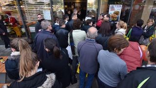 U zgradi nekadasnjeg zeljznickog kolodvora jutros je otvoren prvi Mc Donalds u Zadru Photo: Dino Stanin/PIXSELL