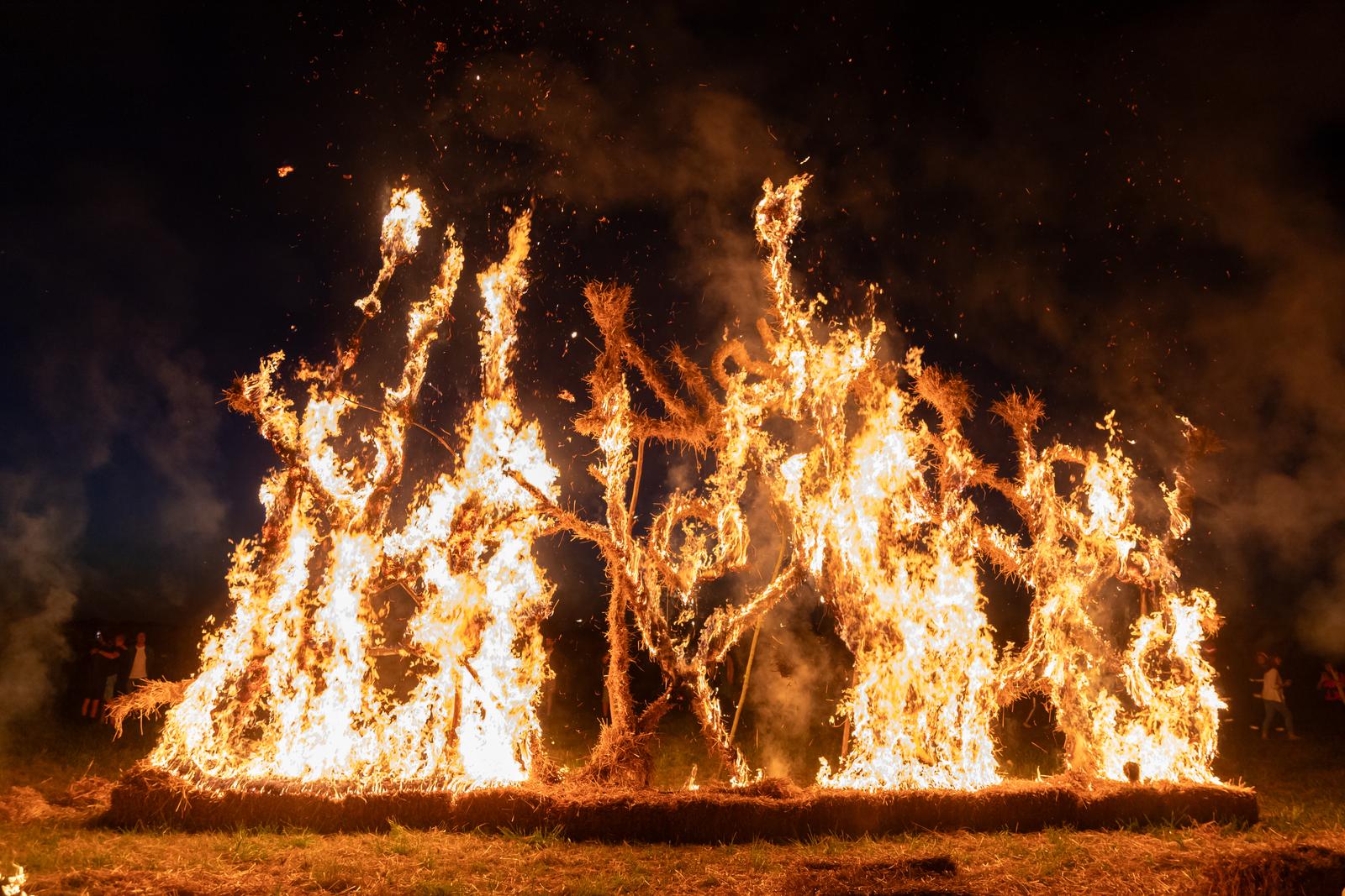 Kozjak: 17. Međunarodni Slama Land Art Festival – “Zlatno doba” Kozjak: 17. Međunarodni Slama Land Art Festival – “Zlatno doba”