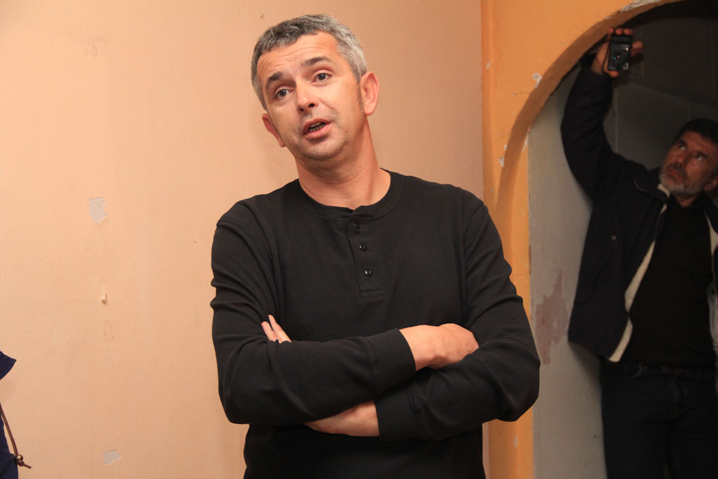 ArtAkt, izlozba Ivane Jenjic, predstava Vili Matula, foto: I. Perincic ArtAkt, izlozba Ivane Jenjic, predstava Vili Matula, foto: I. Perincic