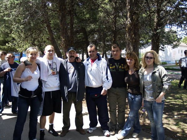 Obitelj Stojanov i trener Milosevic Obitelj Stojanov i trener Milosevic