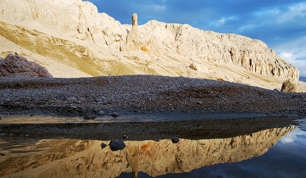 Paški falus kod Metajne na otoku Pagu, Foto: Marin Labrović