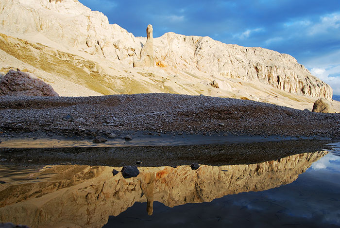 Paški falus kod Metajne na otoku Pagu, Foto: Marin Labrović