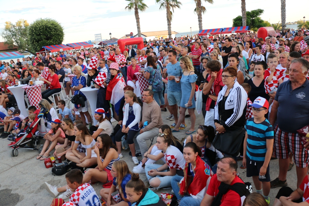 Virski navijači podržali Vatrene Virski navijači podržali Vatrene